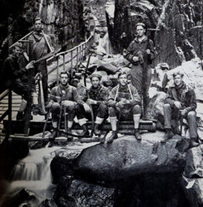 7 1924 Amc Trail Crew 501x509 1